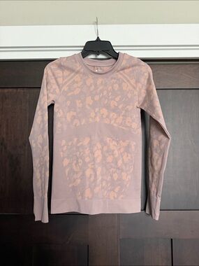 Zella Women’s Seamless Animal Print Long Sleeve Shirt size XS